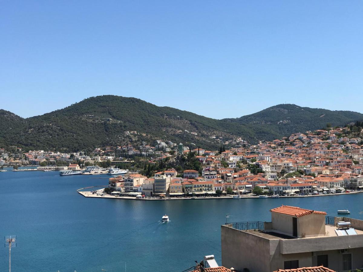 הוילה Galatás Beautiful View Of Poros מראה חיצוני תמונה